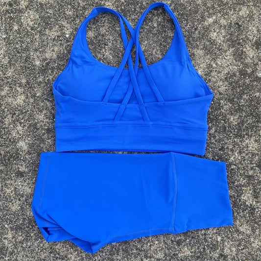 Women's Seamless Yoga Set With Sports Bra And Cycling Shorts